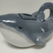 Teapot zoomorphic blue whale porcelain design Japan
