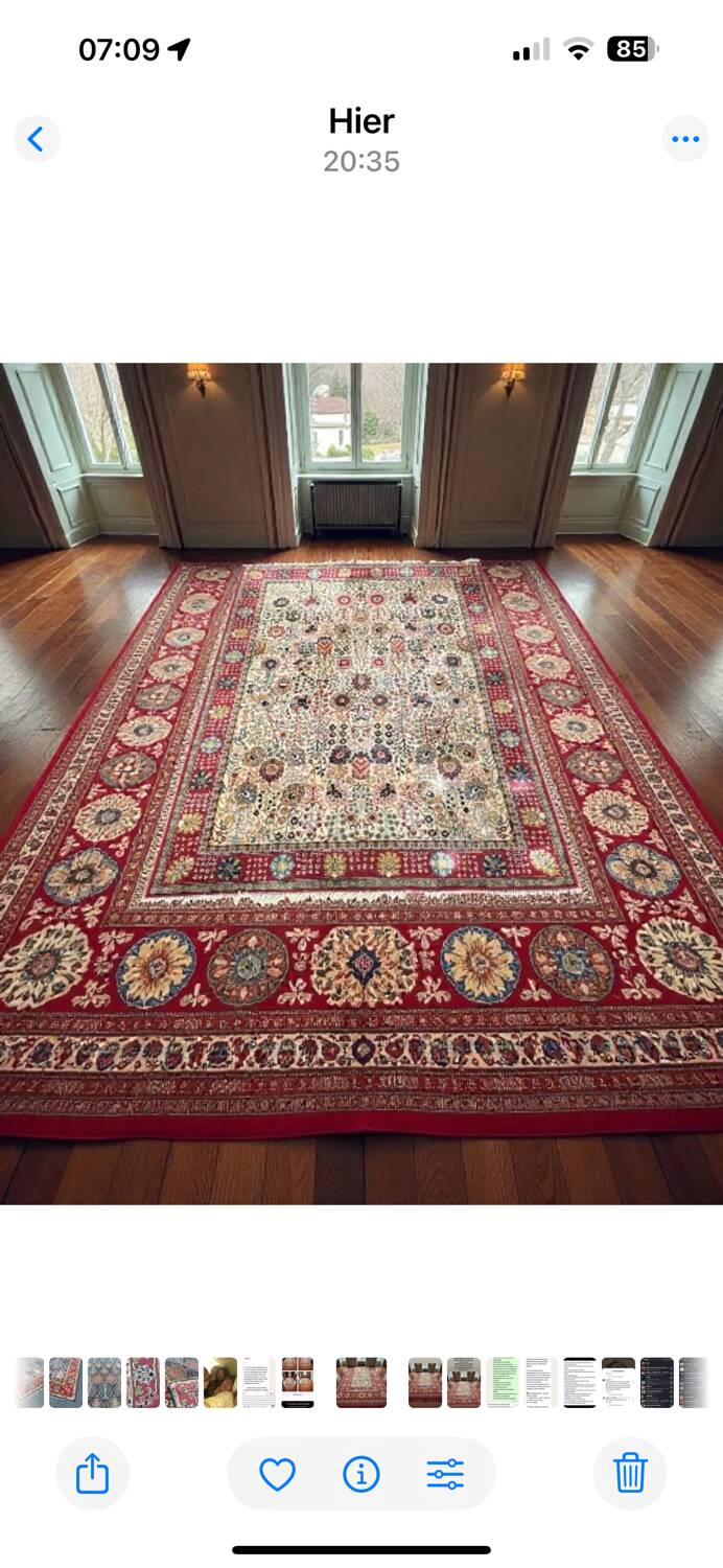 Large vintage Tetex Kirman design rug. 390 x 295 cm