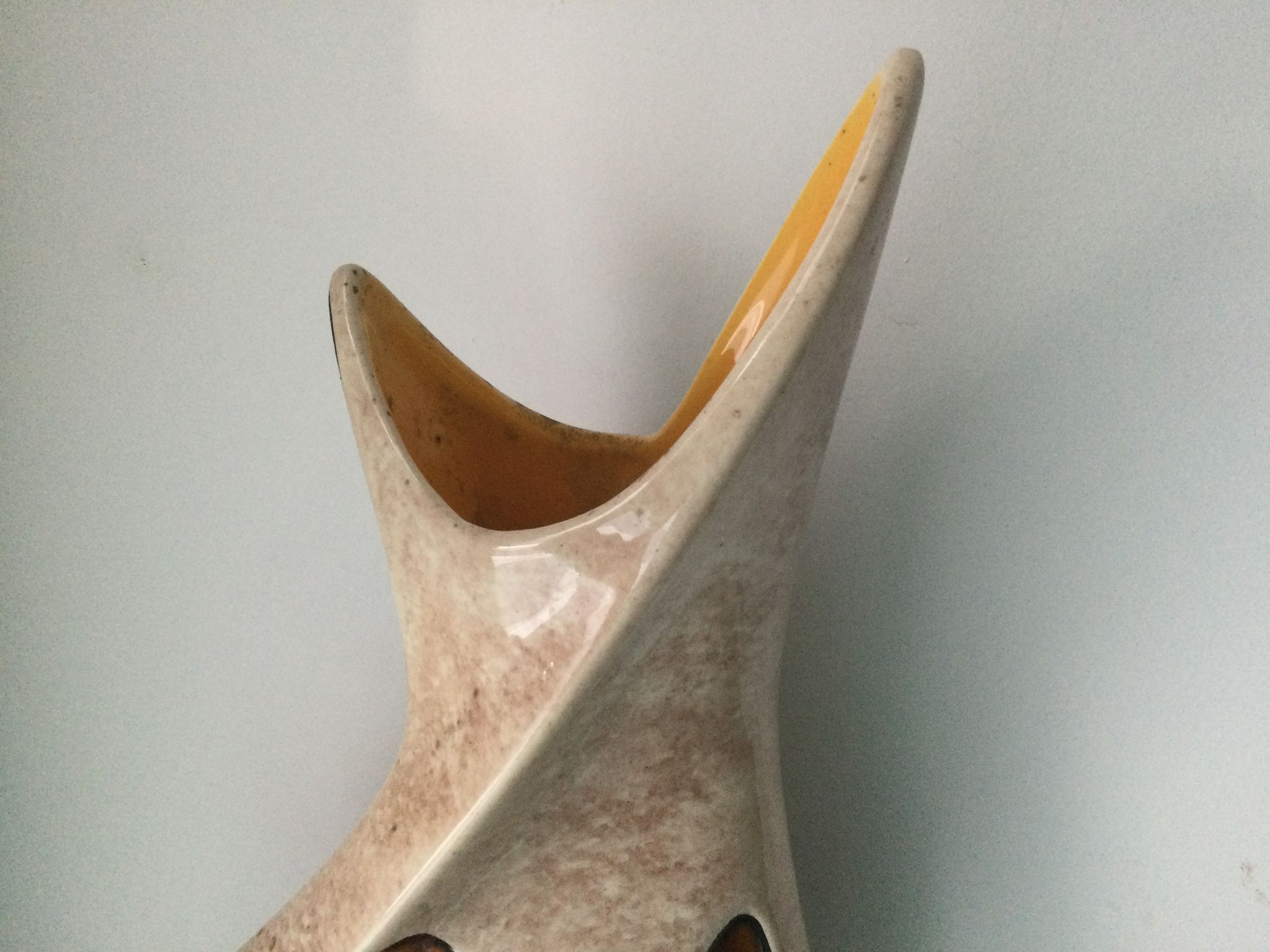 Vase Vallauris signé Tess