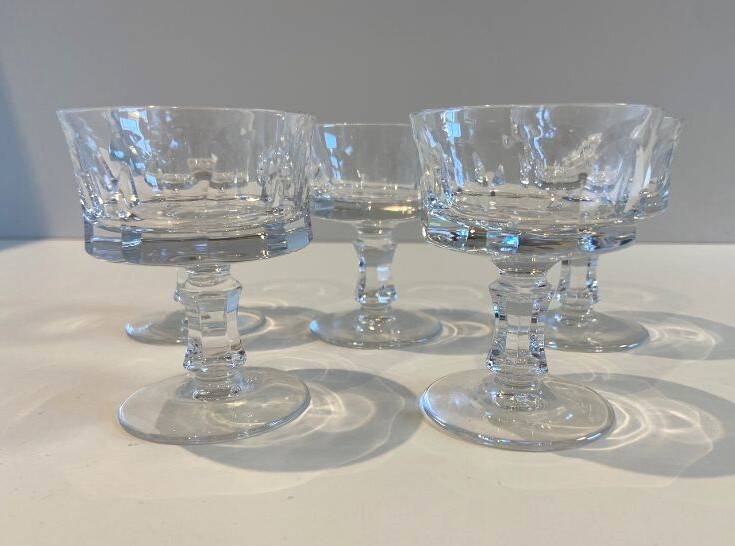 Small 5 piece cut crystal glass villeroy & boch liqueur service