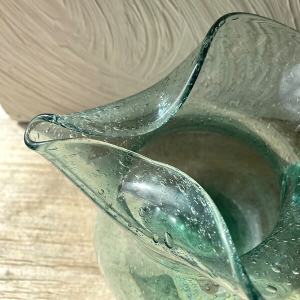 Pichet en verre  soufflé bullé  H24 cm