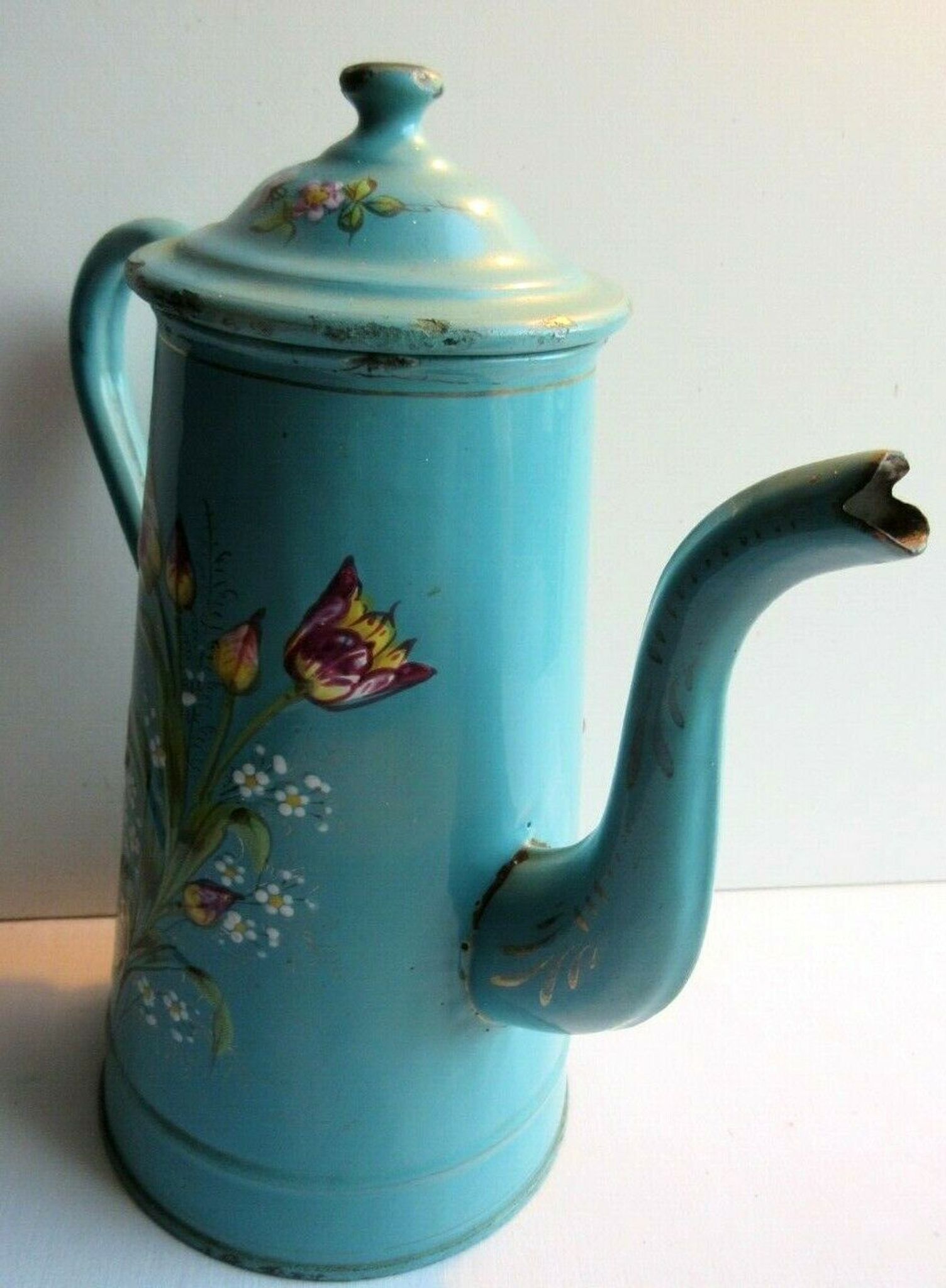 Art Deco coffee maker enamelled sheet metal in relief: Tulips and forget-me-nots on a green background
