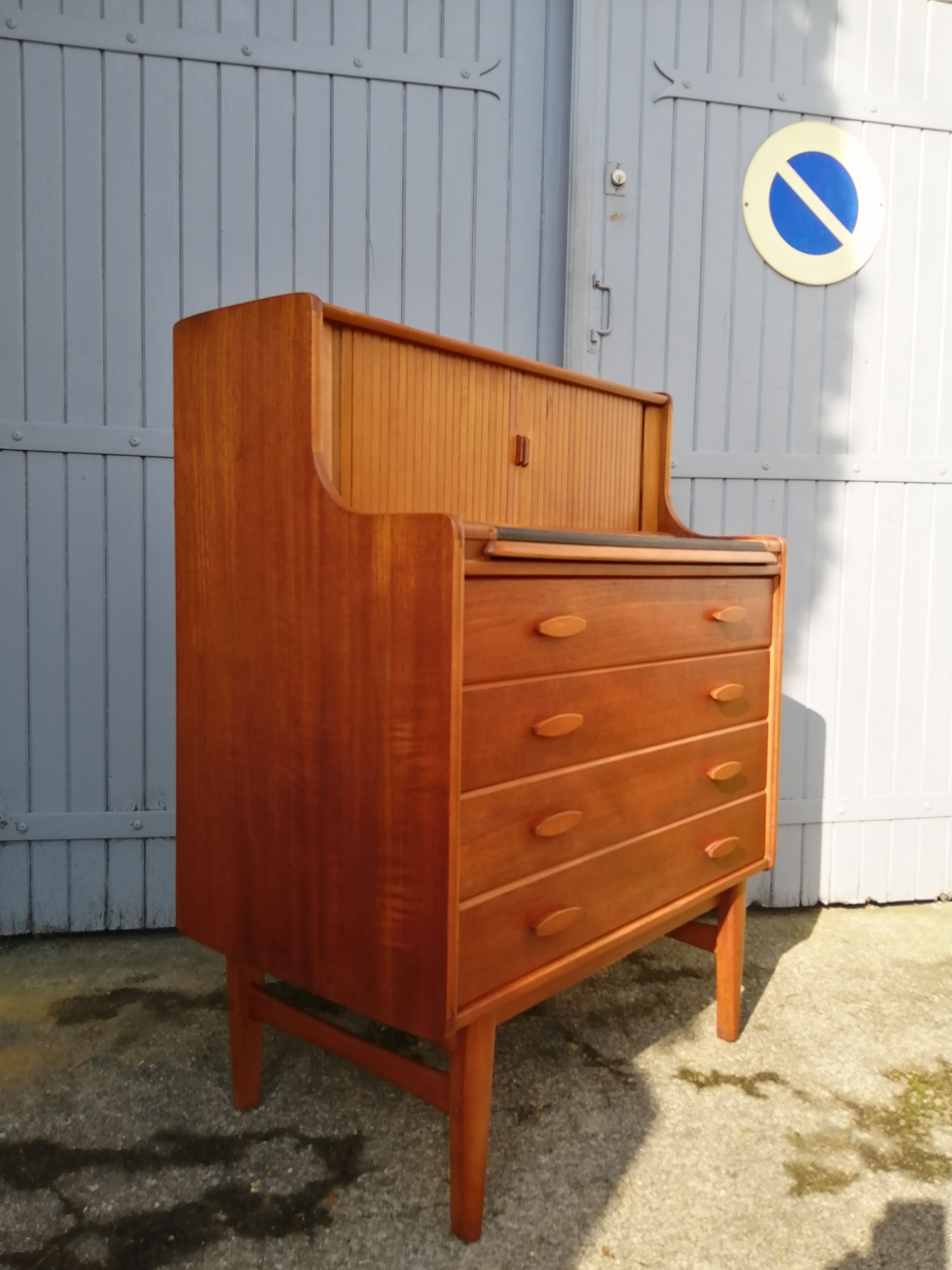 Vintage chest of drawers from the 60s