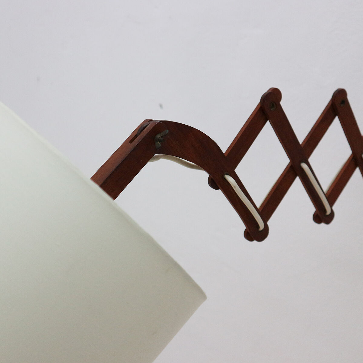 Wall lamp with extendible teak arm 1960