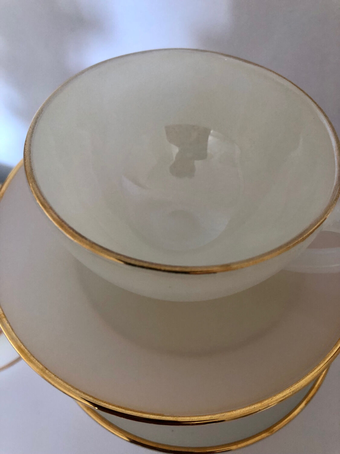 Arcopal 11 cup and saucer service