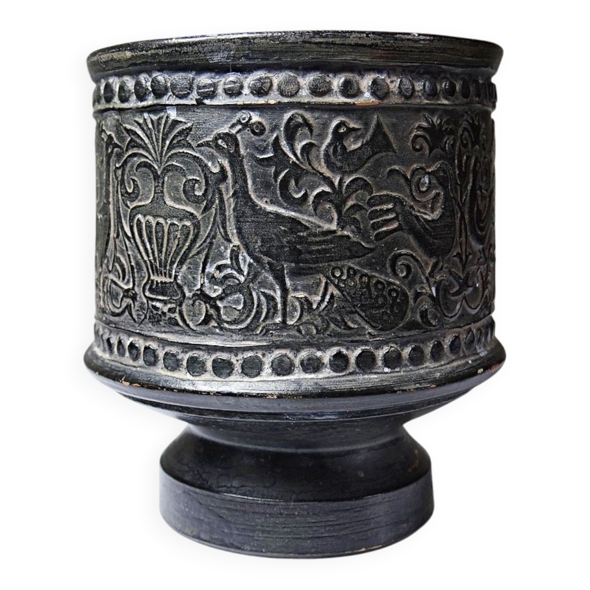 Small Greek pot in black terracotta with animal decoration, craftsmanship from 1960-80.