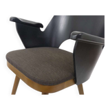 Beautiful modernist armchairs in the style of Oswald Haerdtl, Backhausen, Austria.