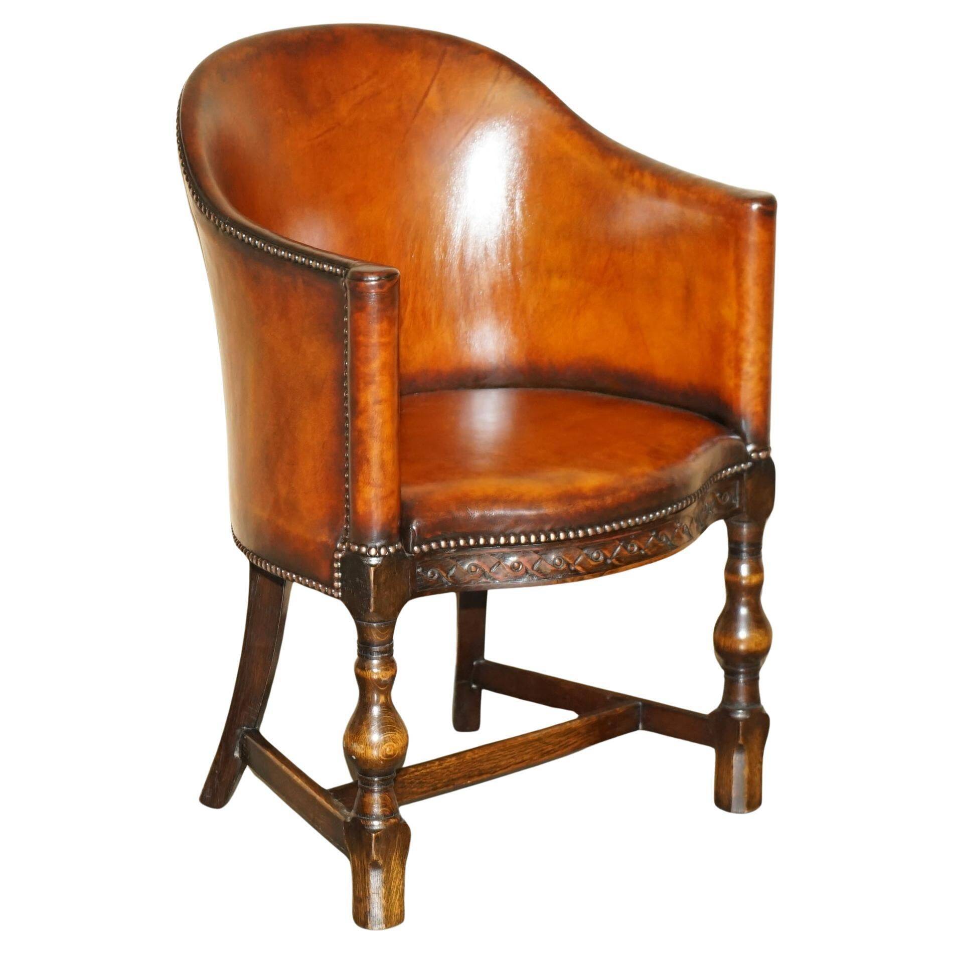 Fauteuil de bureau Édouardien 1910 en cuir et chêne sculpté