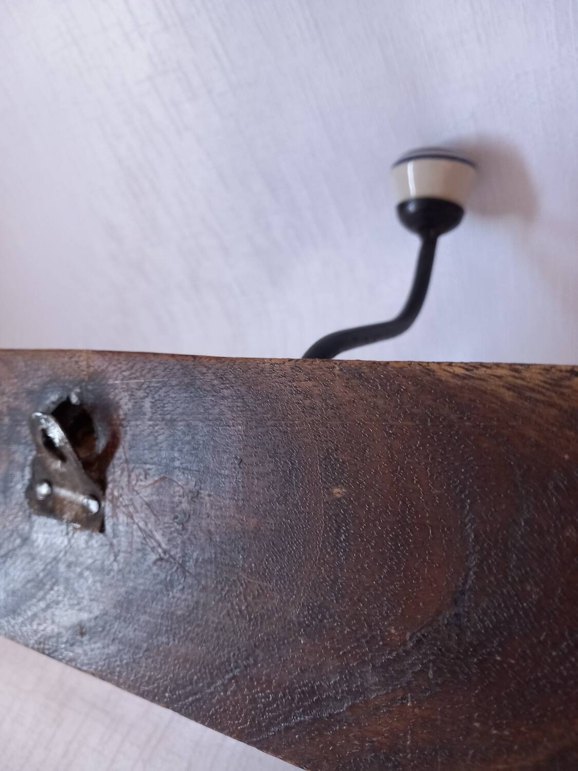Patère / porte manteau Vintage bois et céramique