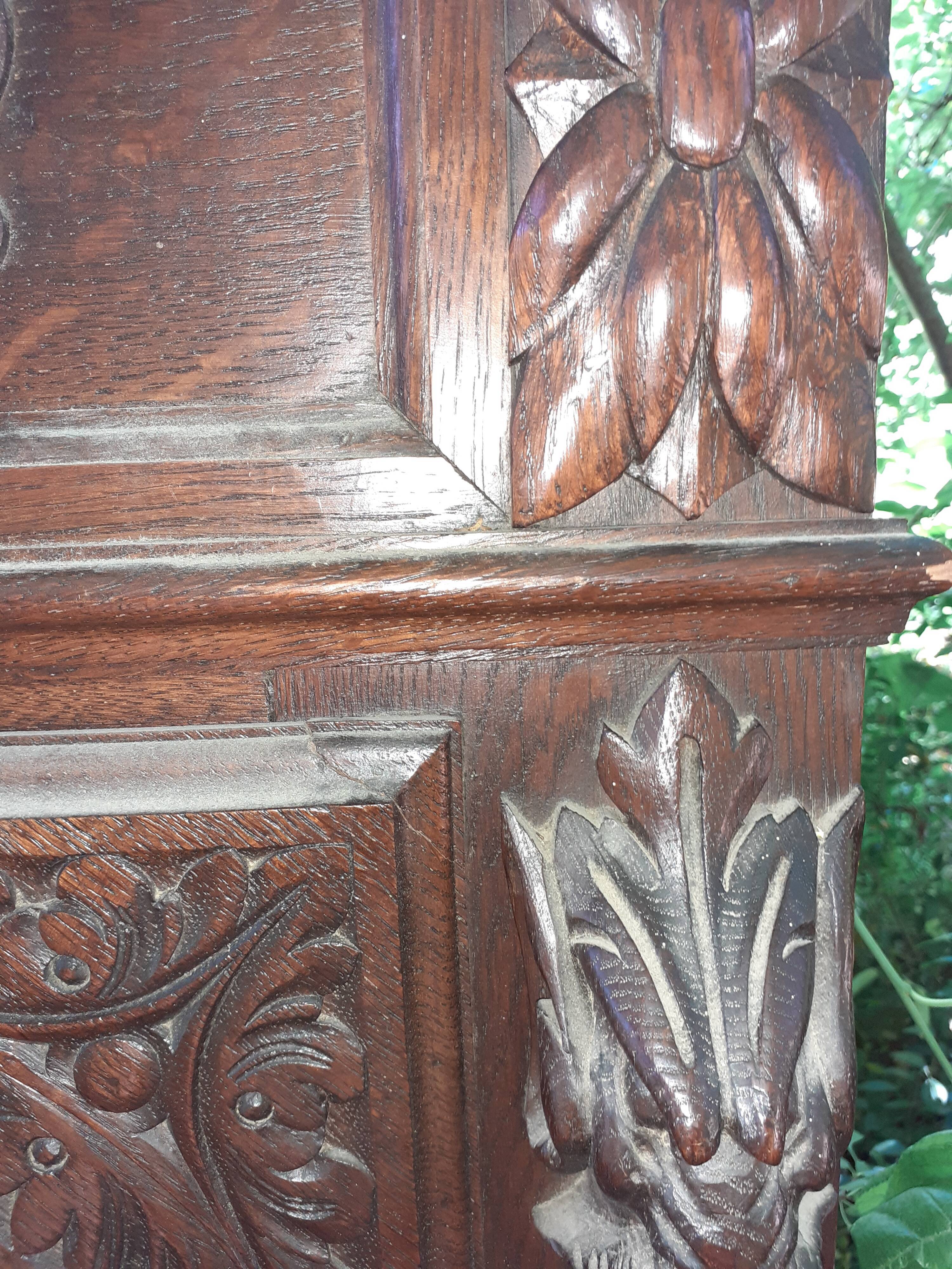 Trumeau mirror beveled in carved oak 104x144cm