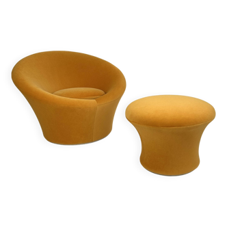 Fauteuil Mushroom de Pierre Paulin et son ottoman, édité par Artifort