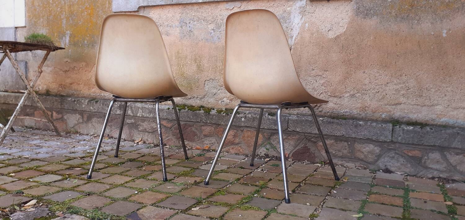 Pair of 1970s DSX chairs by Charles and Ray Eames for Herman Miller