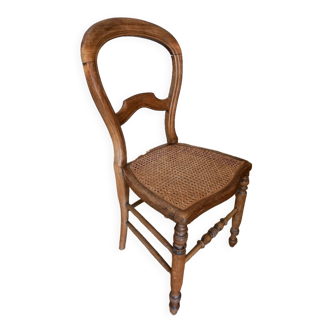 Chaise style Louis Philippe début 20 éme siècle noyer prévoir petite restauration