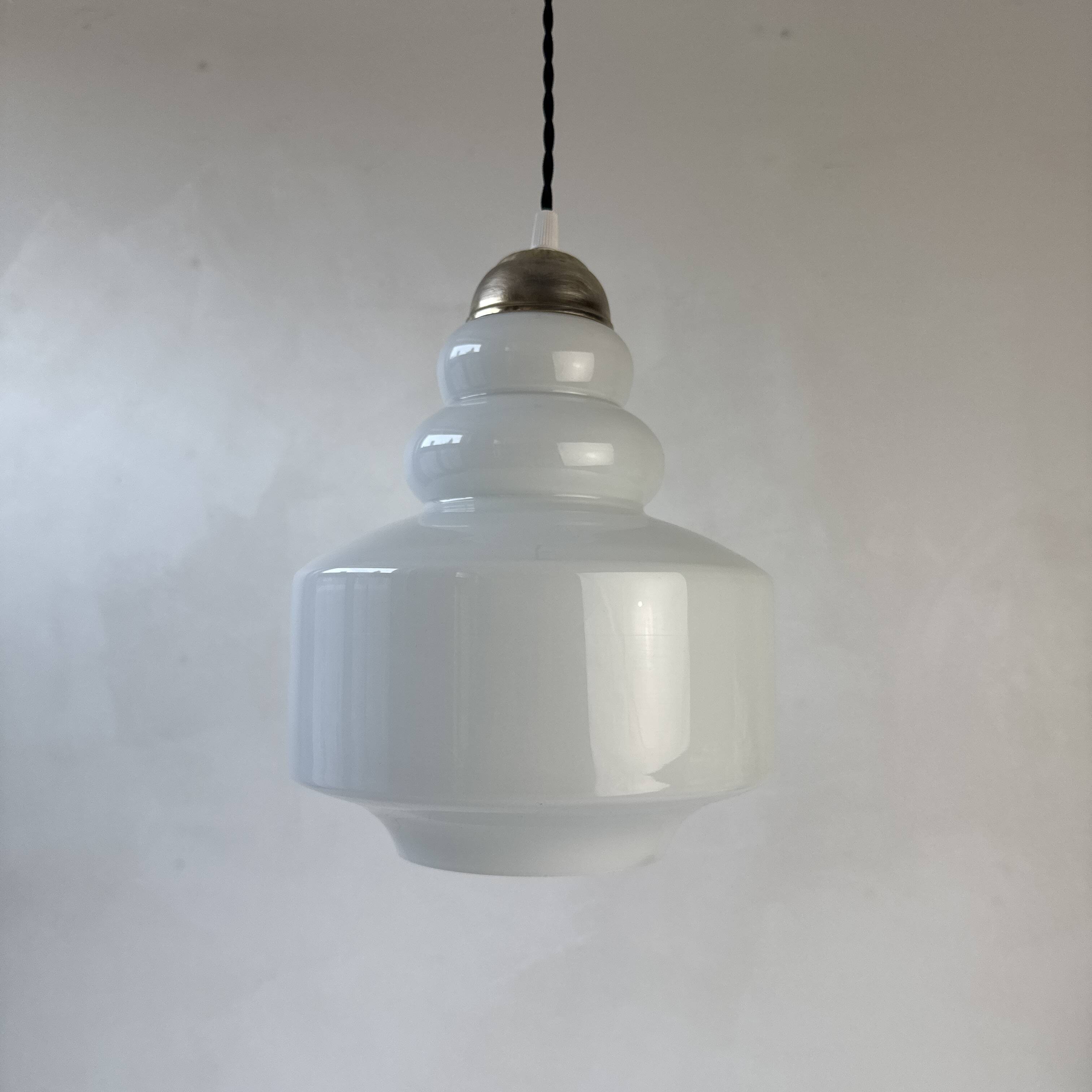 Old opaline suspension 1970 vintage