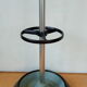 Parrot coat hanger in metal