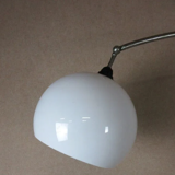 Lampadaire de type ''Arc'' 1970, en métal chromé réglable