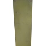 Industrial workshop furniture with 10 khaki flaps