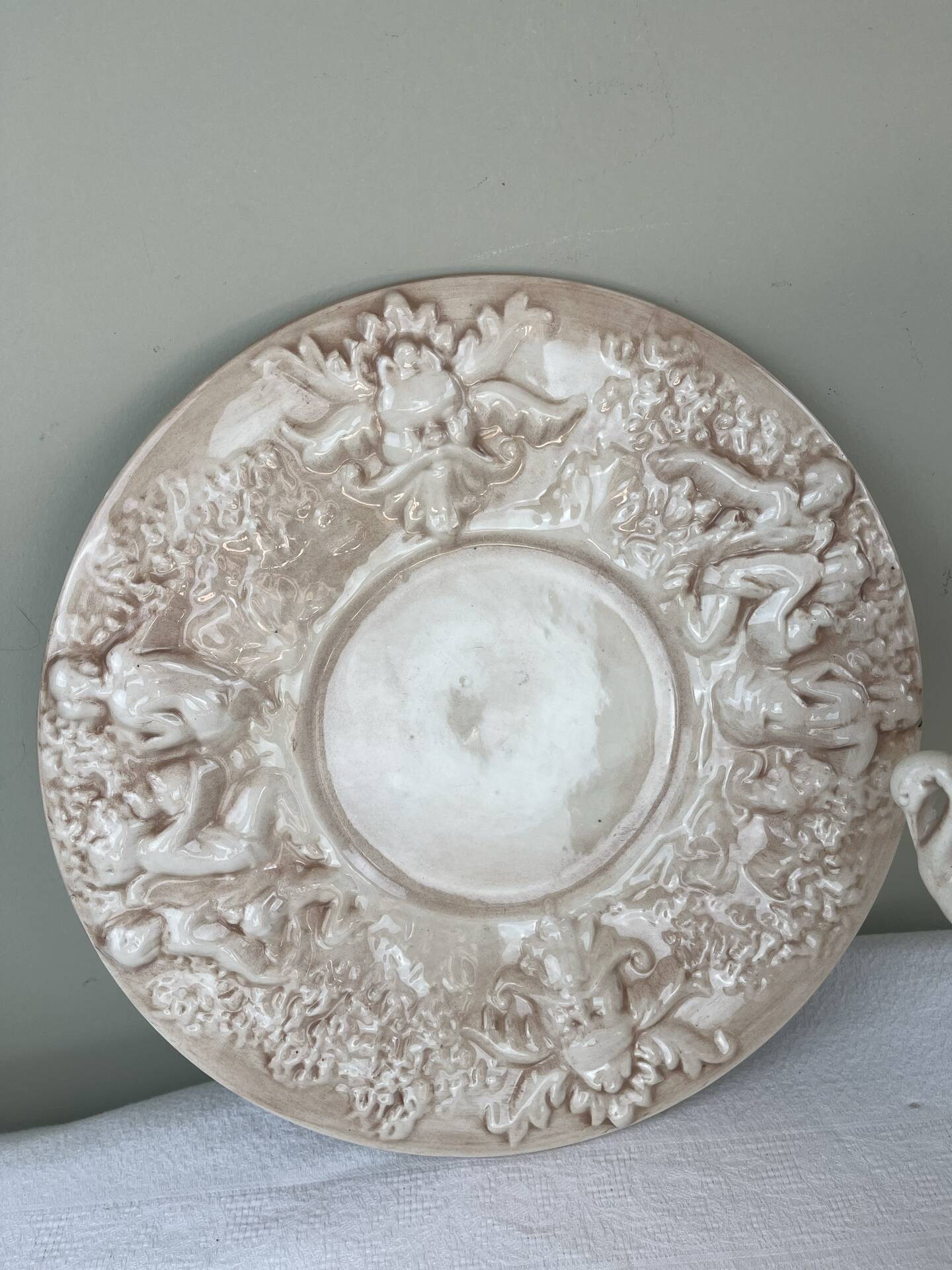 Ensemble Capodimonte – Coupe sur piédouche et plat décoratif