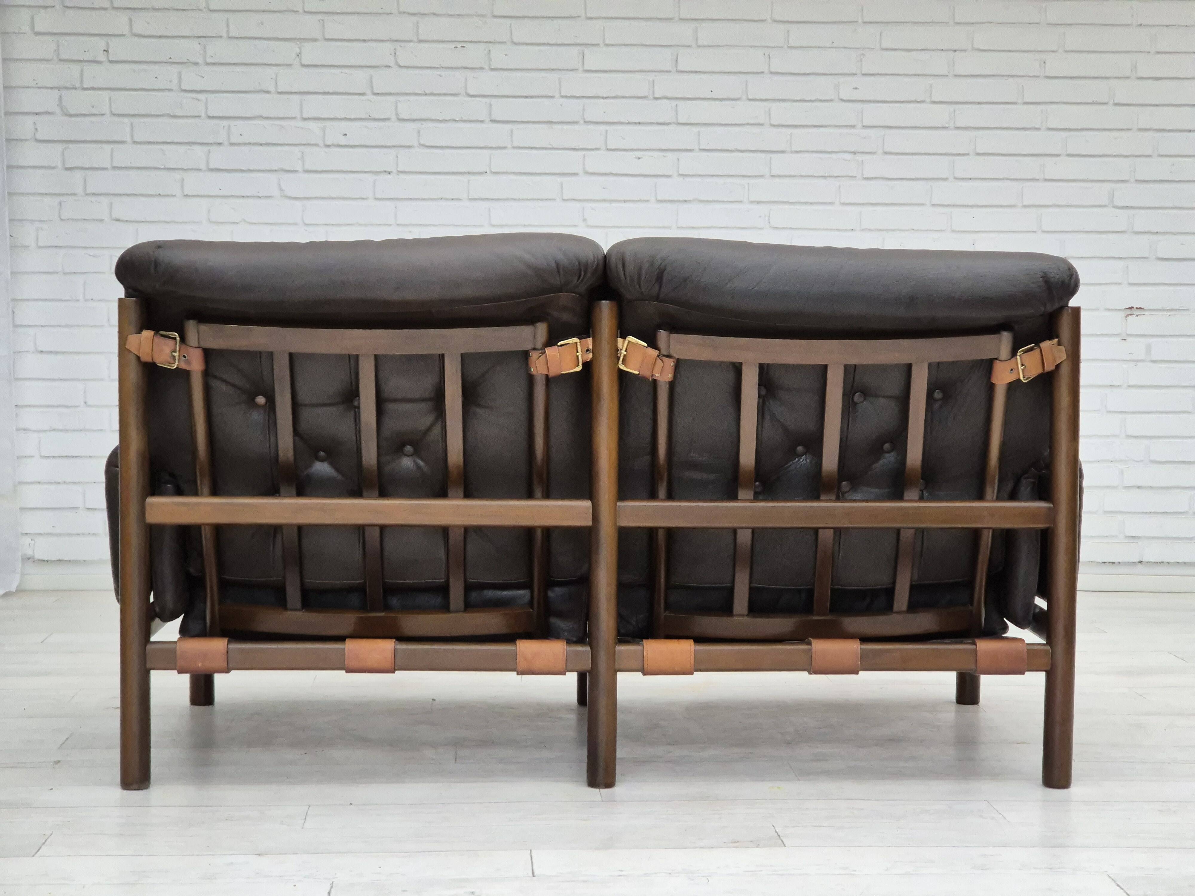 Années 1970, design norvégien par Ivar Opsvik pour Bruksbo Norvège, canapé 2 places, modèle "Safari".