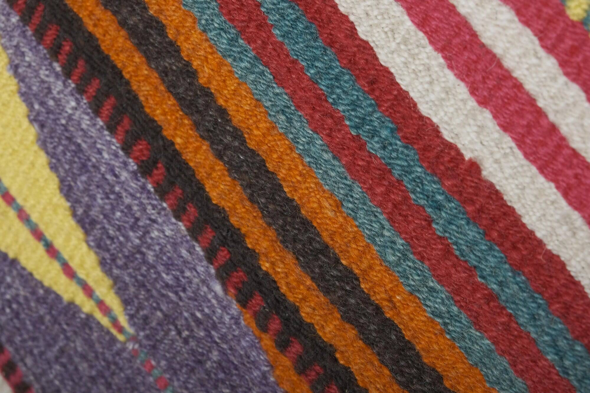 Kilim turc vintage tissé main 91x150 cm