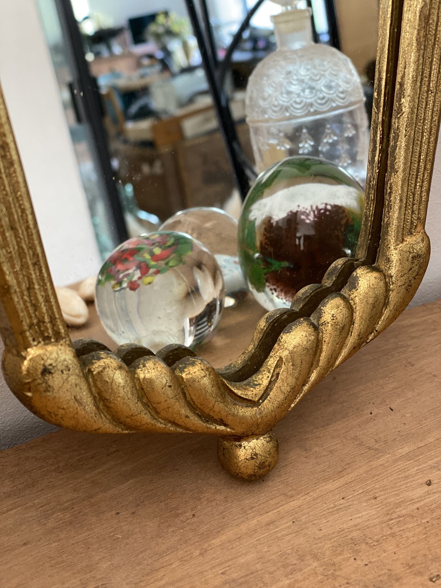 Golden mirror