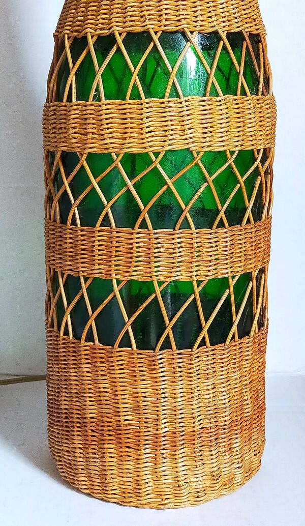 Pied de lampe bouteille XL habillée de rotin années 50