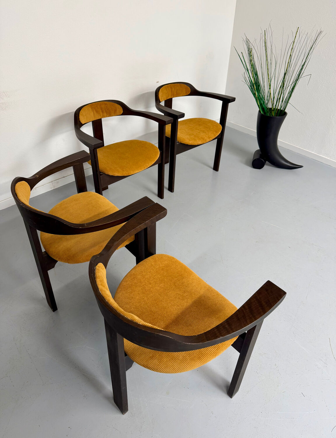 4 chairs model Expo 68 designed by Robert Haussmann, 1960s vintage.