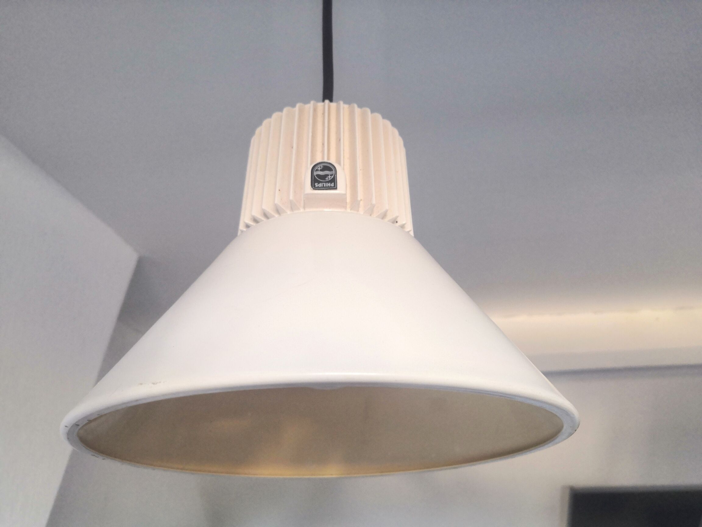 Factory suspension in metal design Philips 60s - 70s