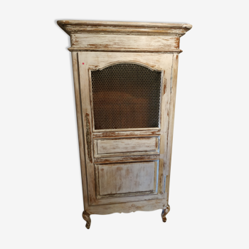 Armoire patinée shabby chic