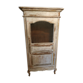 Armoire patinée shabby chic