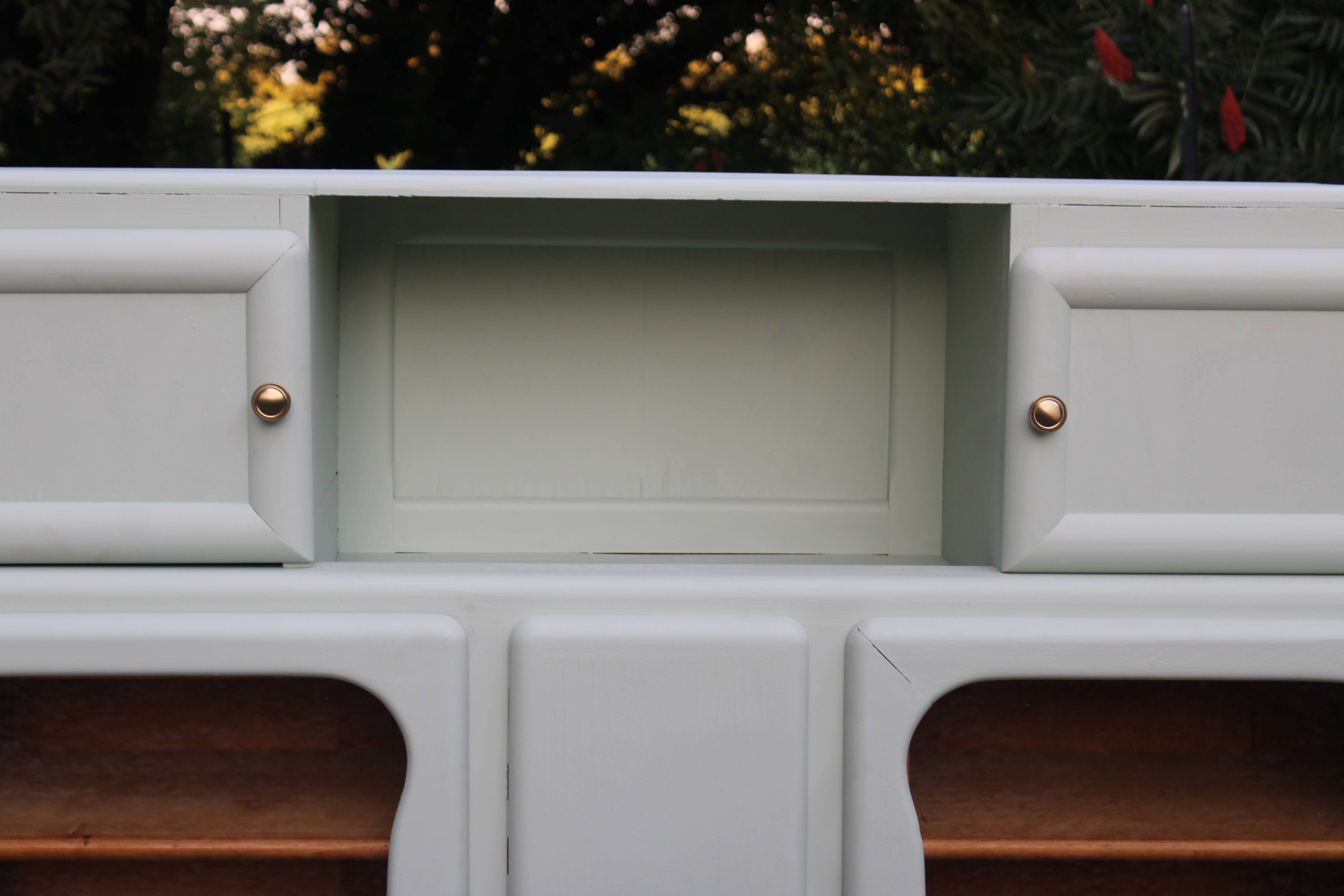 Renovated vintage buffet – Celadon Green Libéron