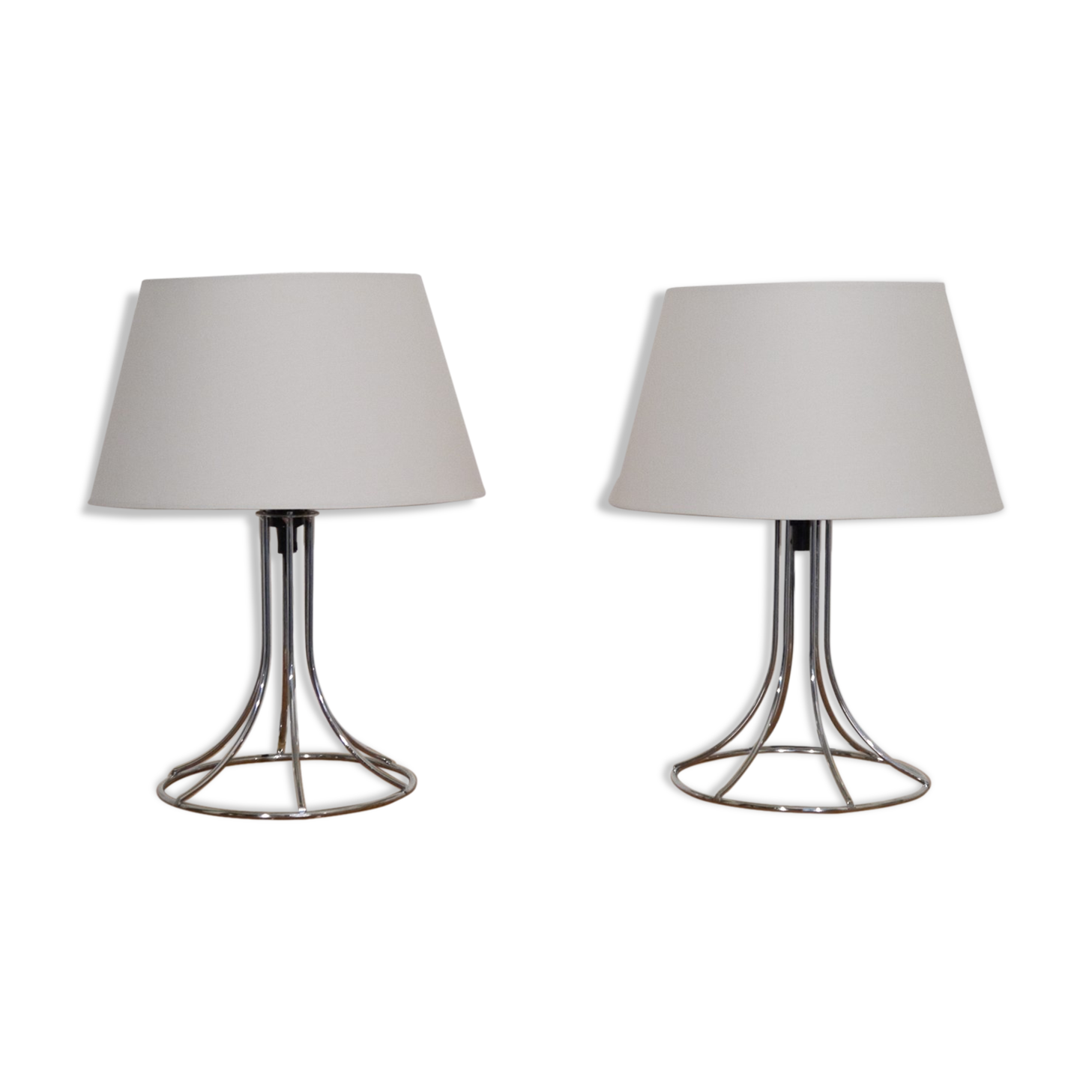 Pair of vintage lamps in metal 1970
