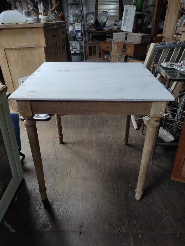 Table wood plate patinated solid feet Aero-gummed dp 1122326