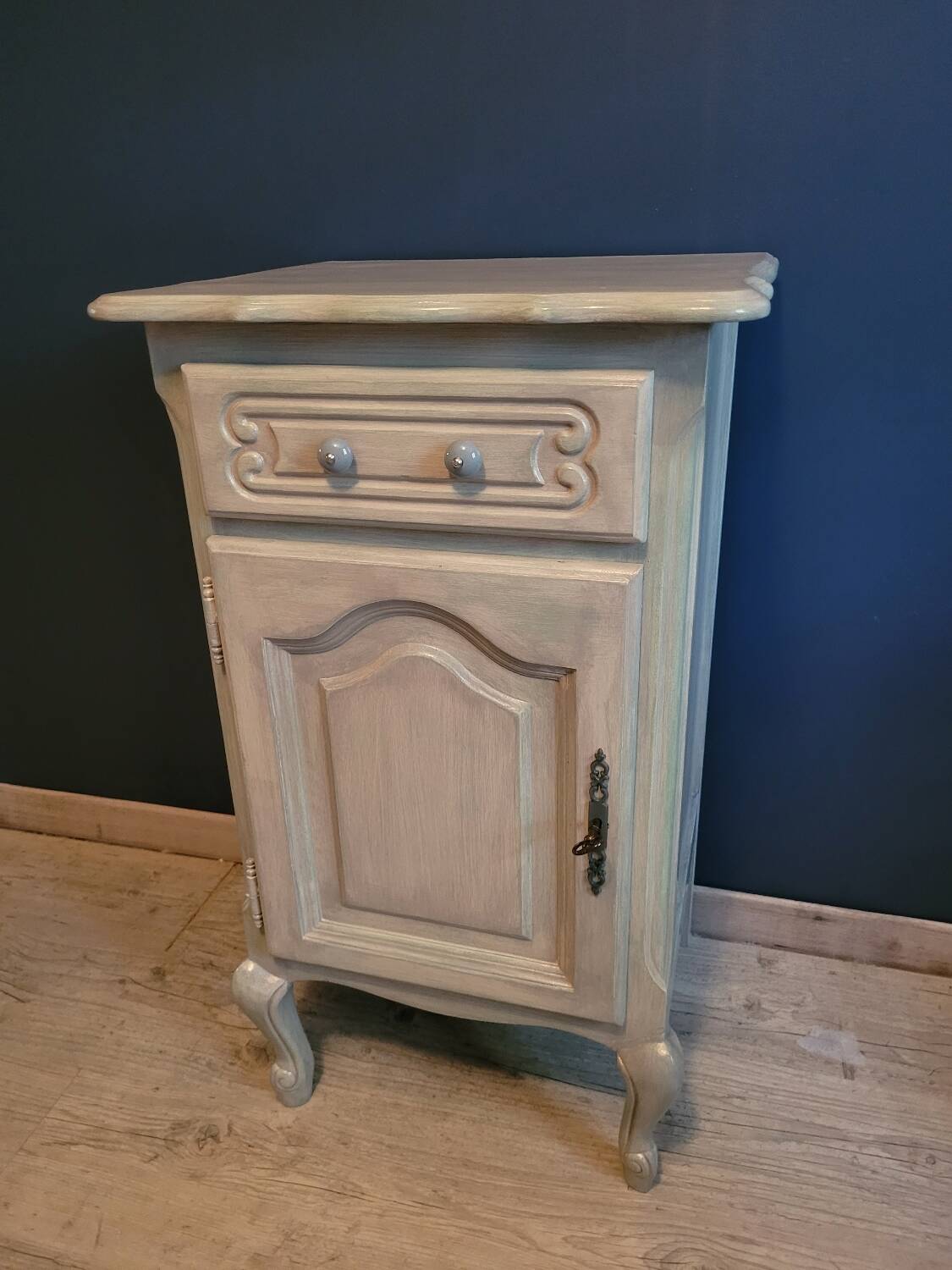 Occasional furniture