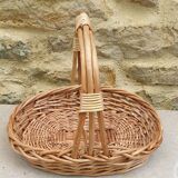 2 wicker presentation baskets
