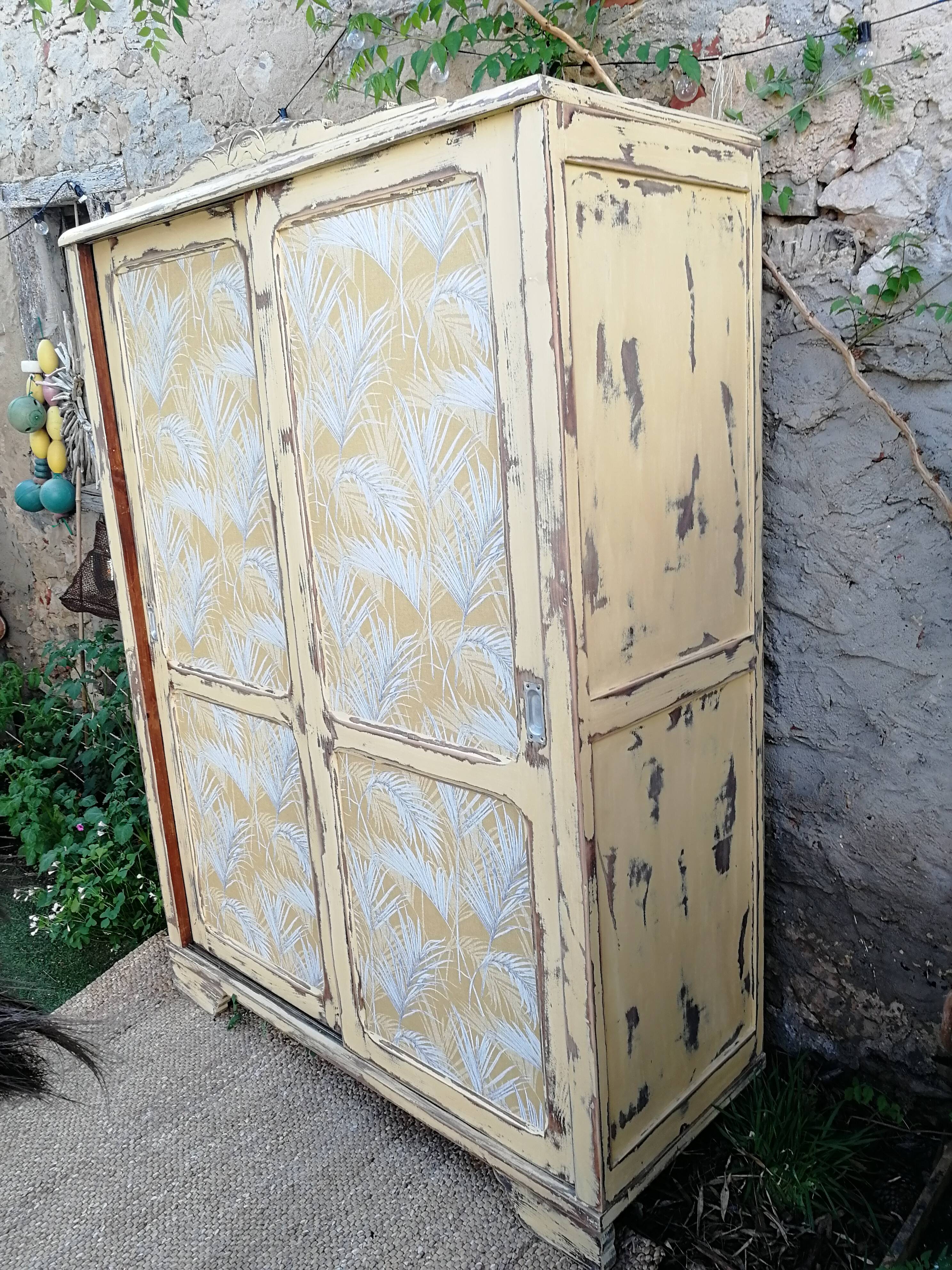 Wardrobe, sliding doors