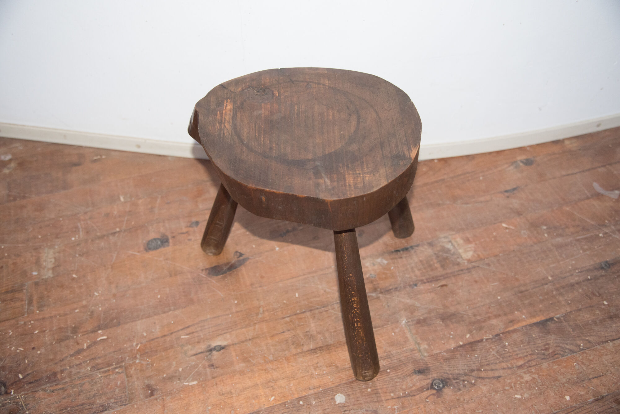 Vintage brutalist tab