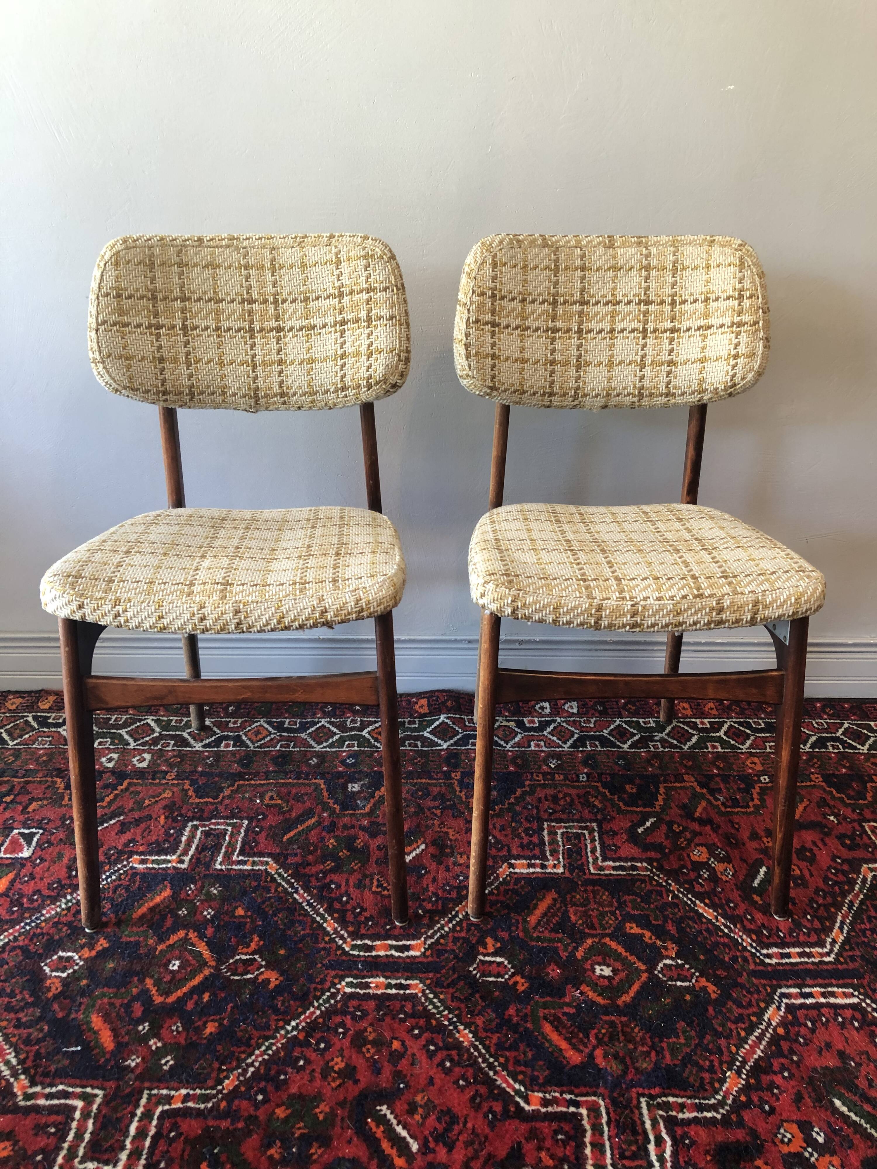 Duo de chaises années 60