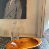Oval wooden dish