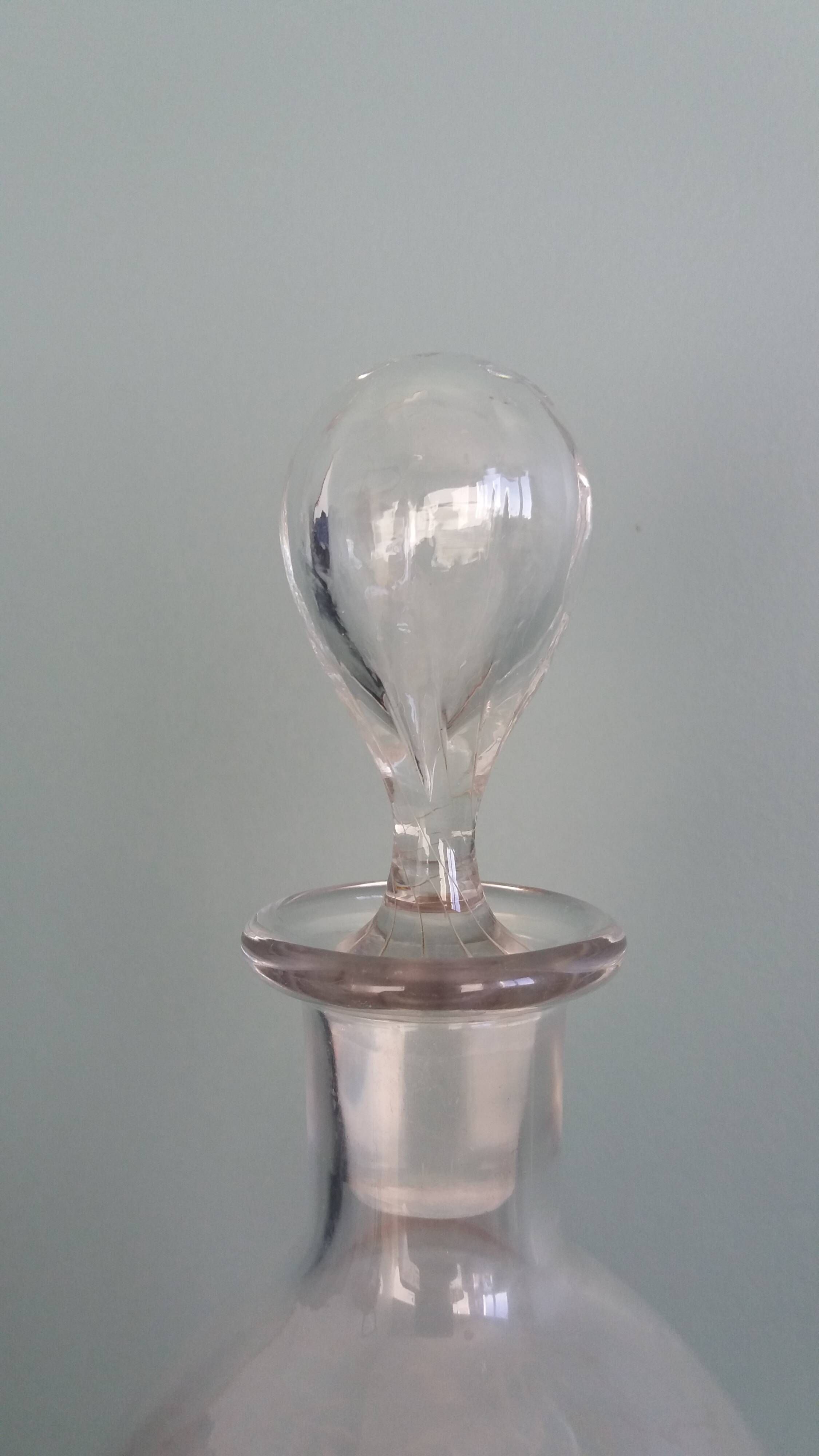 Carafe bottle with a stopper, engraved patterns, Baccarat, Golfe Juan