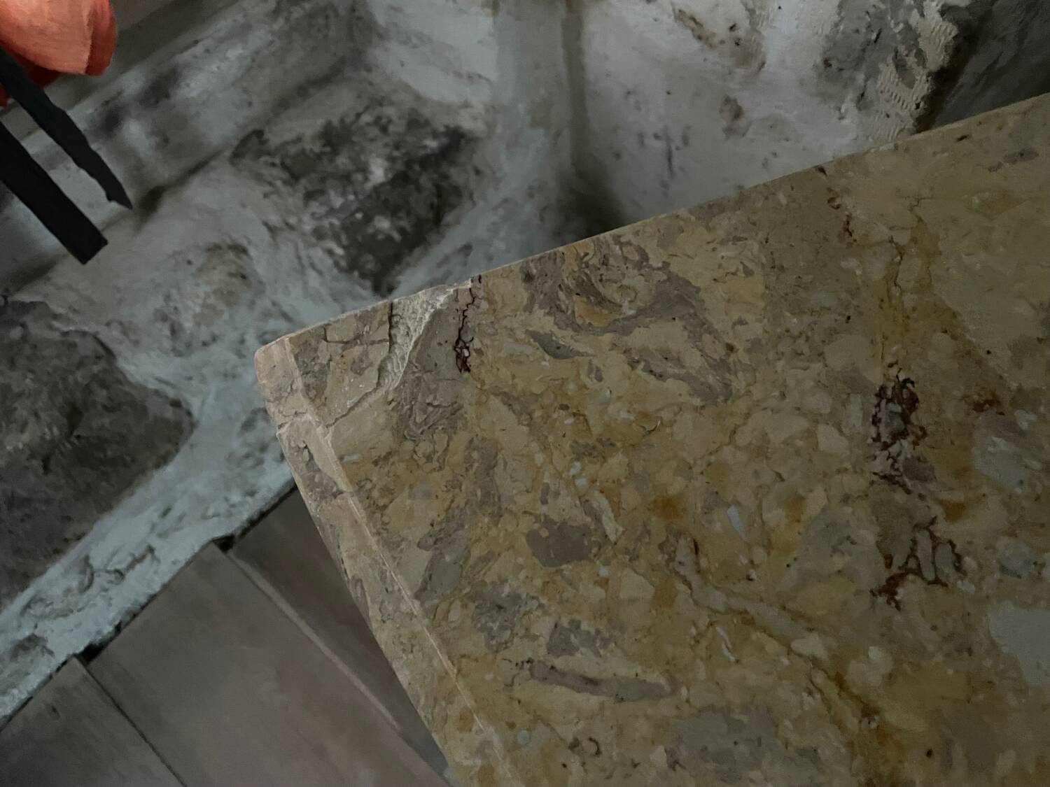 Small Louis XV style chest of drawers