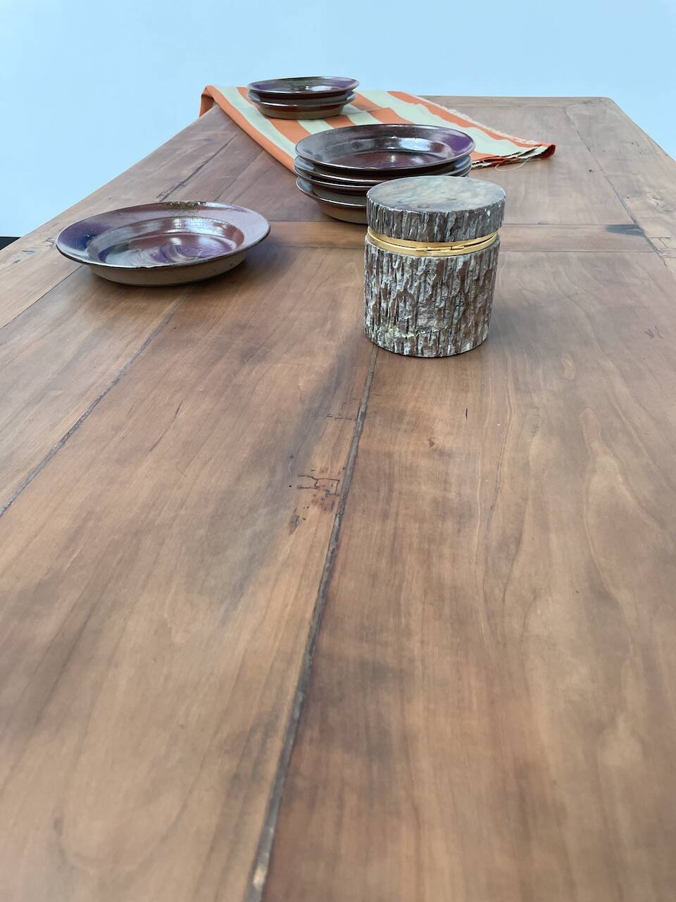 Walnut silk table 1900