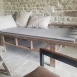Rest bench