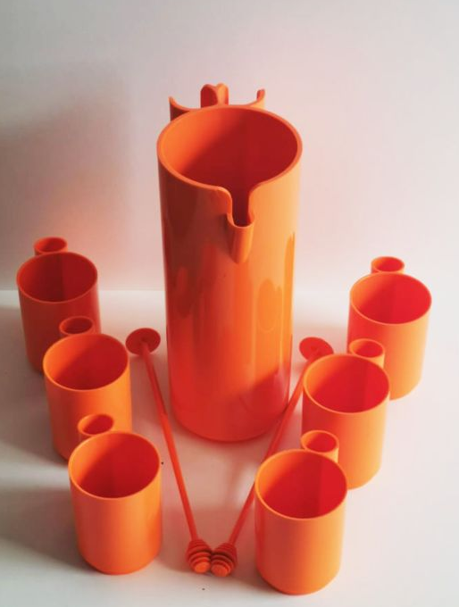 Service to orangeade 9 set designed by Jean-Pierre Vitrac in 1970.