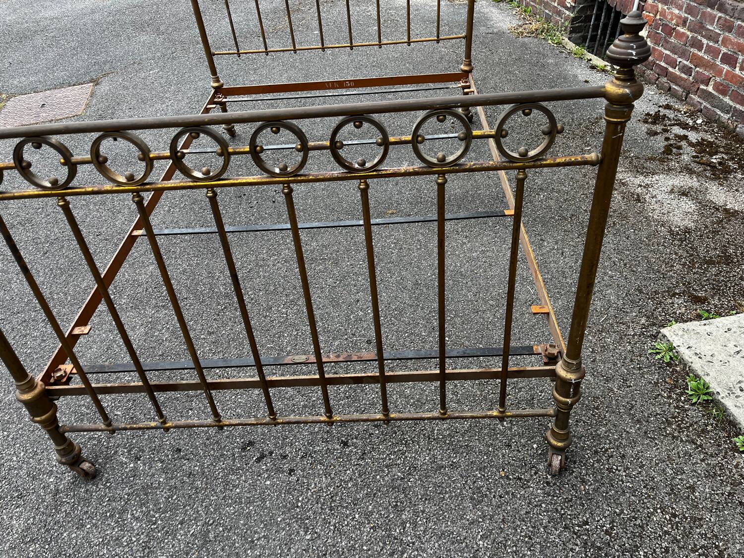 Beautiful vintage brass double bed