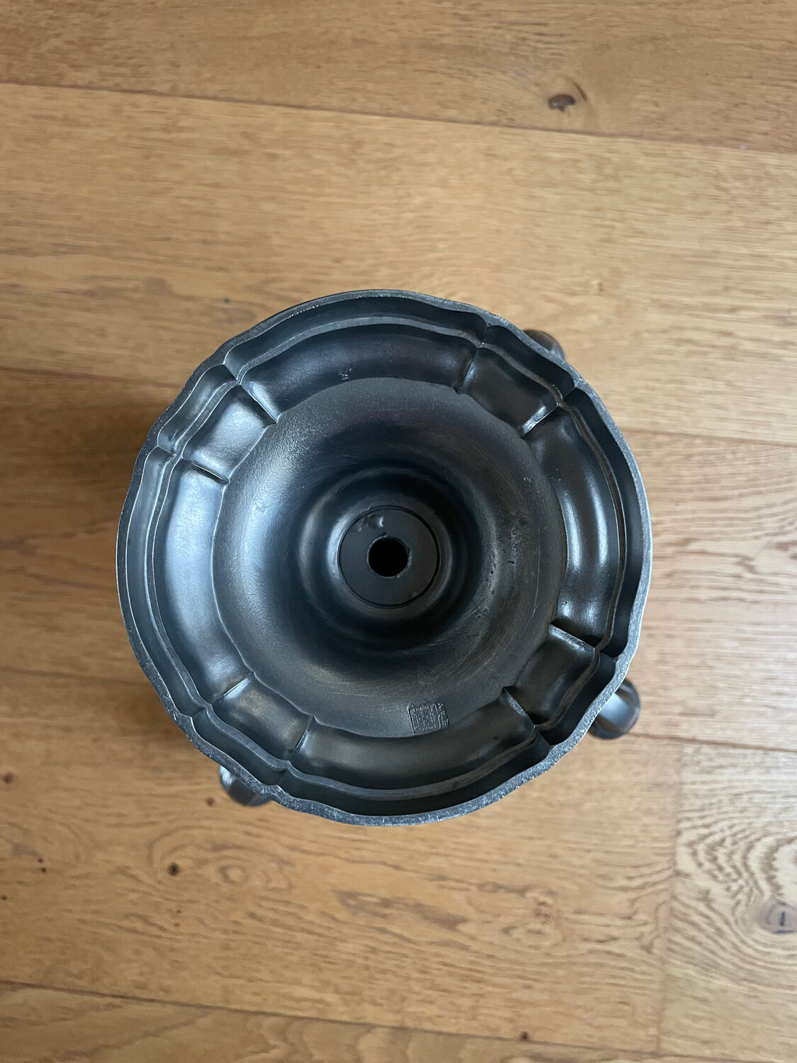 Candélabre ancien en étain – 5 branches – France, milieu XXᵉ siècle