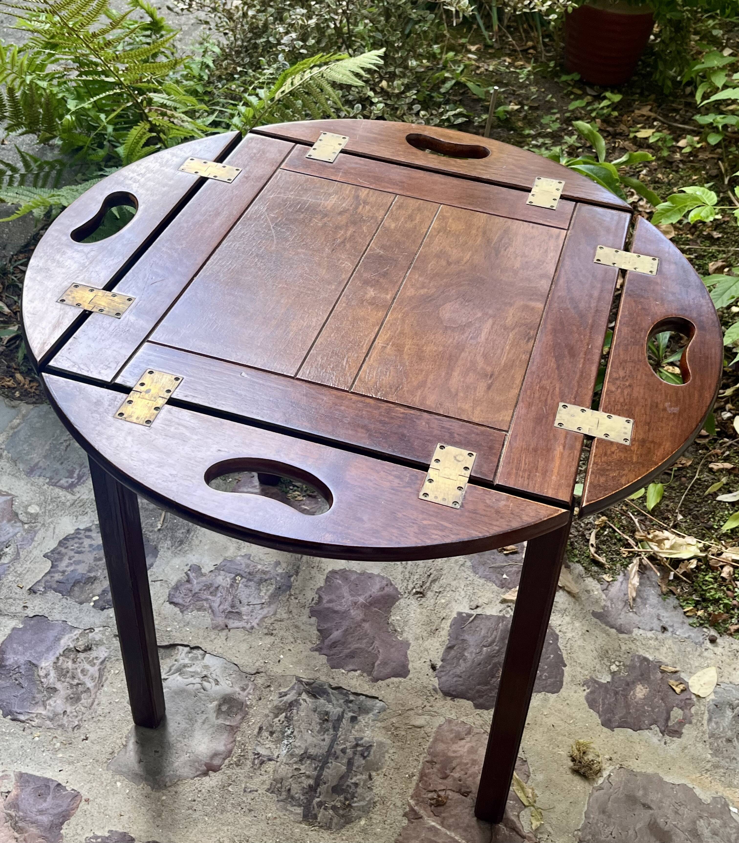 Table basse de bateau vintage pliante en bois et laiton