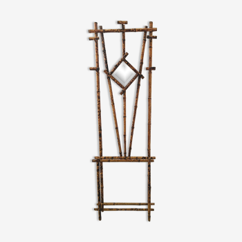 Portemanteaux et miroir en bambou