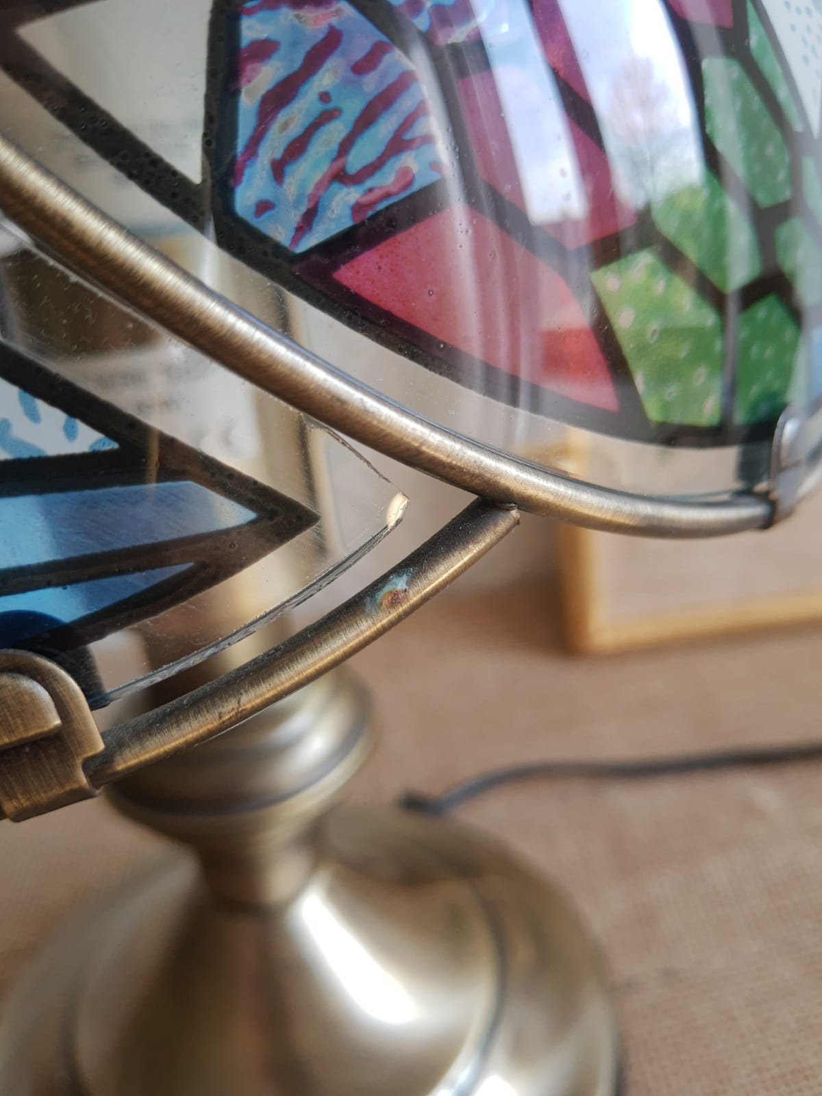 Tactile tiffany style table lamp - vintage