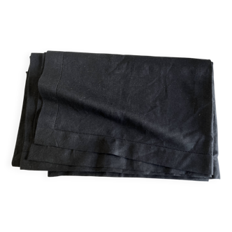 Black linen tablecloth Le Bon Marché